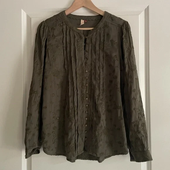 Pilcro Army Green Women’s Top with Pleated Front - Picture 3 of 7